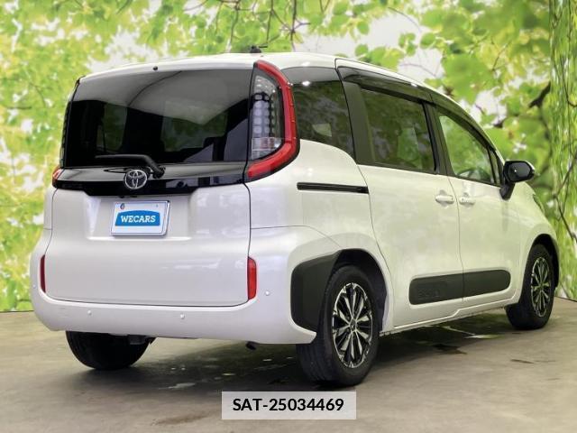 Toyota SIENTA 2022-11 8857019-2