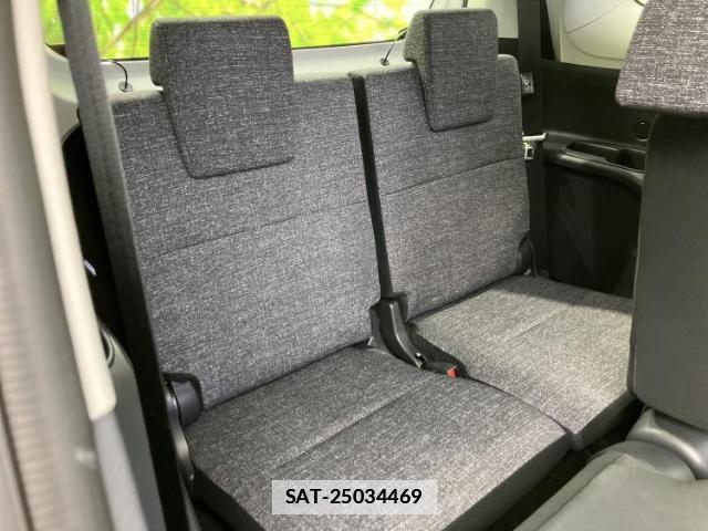 Toyota SIENTA 2022-11 8857019-5