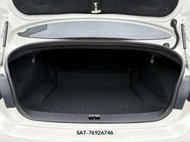 Nissan SKYLINE 2020-04 8856731-13