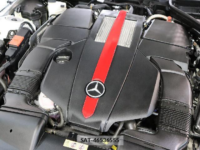 Mercedes Benz SLC 2017-04 8854473-5