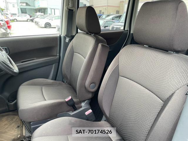 Suzuki SOLIO 2011-01 8853907-3