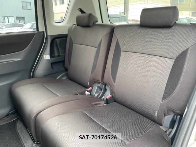 Suzuki SOLIO 2011-01 8853907-4