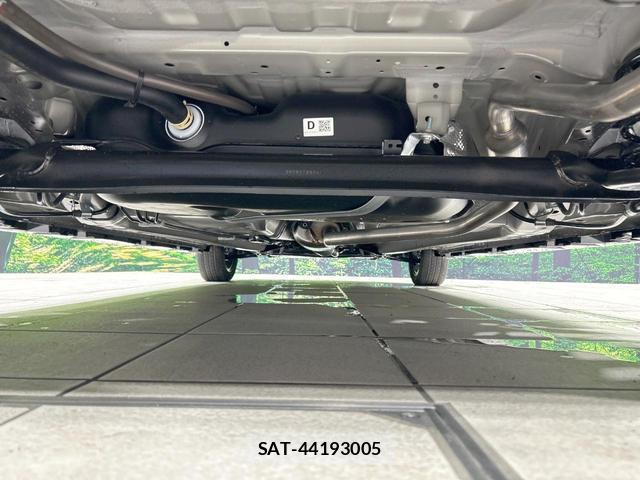 Suzuki SPACIA 2026-08 8854710-18