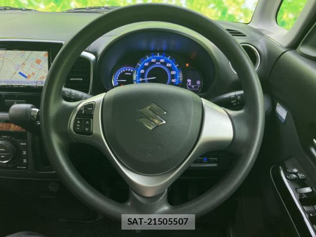 Suzuki SPACIA 2015-05 8855163-13