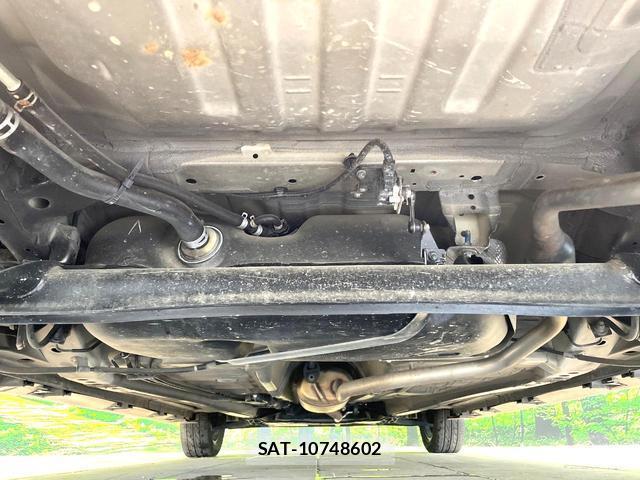 Suzuki SPACIA 2018-09 8855525-18