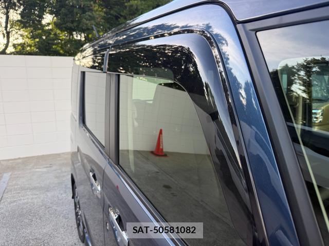Suzuki SPACIA 2022-10 8856522-18