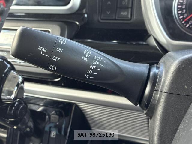 Suzuki SPACIA 2018-06 8856549-15