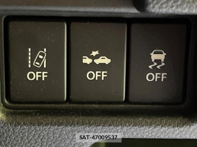 Suzuki SPACIA 2019-10 8854576-6