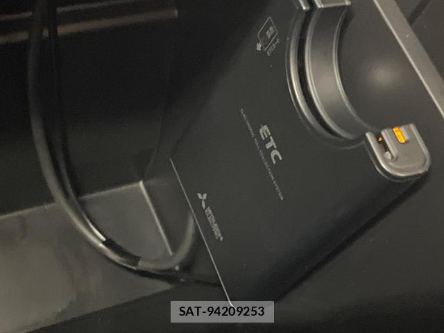 Suzuki SPACIA 2024-12 8854405-6