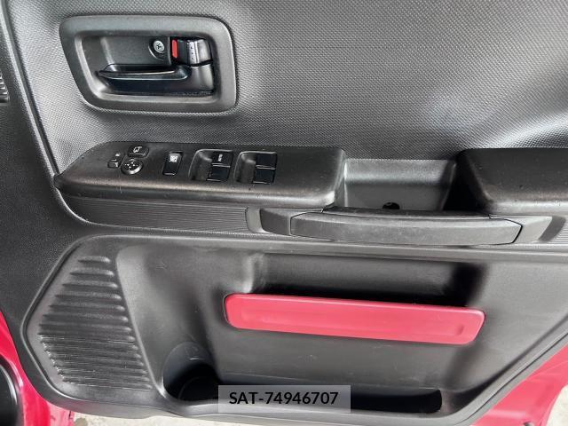 Suzuki SPACIA 2018-05 8854834-15