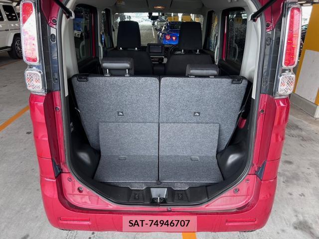 Suzuki SPACIA 2018-05 8854834-17