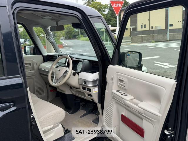 Suzuki SPACIA 2019-09 8855125-16