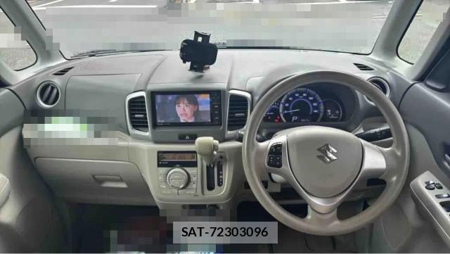 Suzuki SPACIA 2016-06 8855291-2