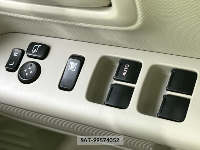 Suzuki SPACIA 2023-06 8856603-16