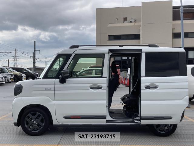 Suzuki SPACIA 2024-09 8856682-11