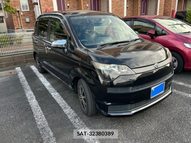 Toyota SPADE 2014-07 8856102-1