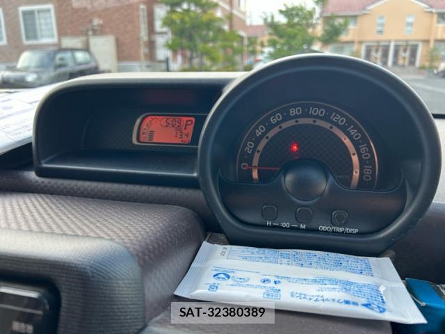 Toyota SPADE 2014-07 8856102-11