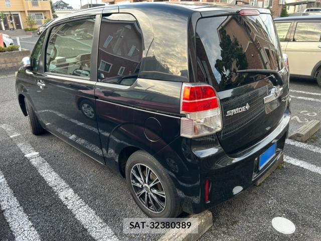 Toyota SPADE 2014-07 8856102-13