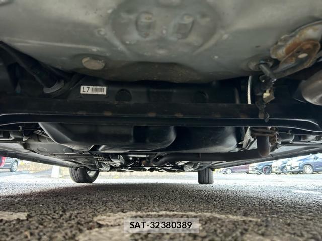 Toyota SPADE 2014-07 8856102-4
