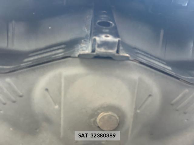 Toyota SPADE 2014-07 8856102-5