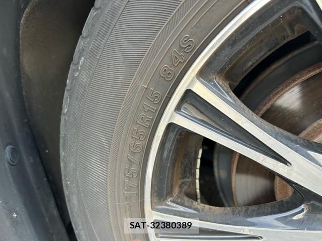 Toyota SPADE 2014-07 8856102-7