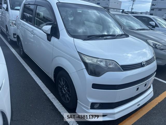 Toyota SPADE 2014-03 8856163-1