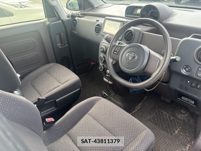 Toyota SPADE 2014-03 8856163-10