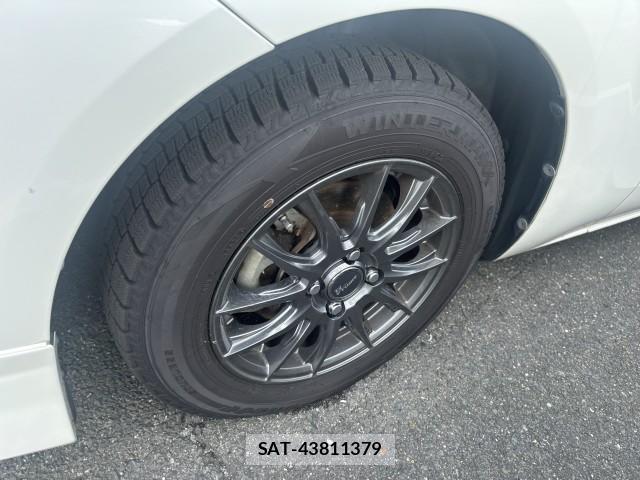 Toyota SPADE 2014-03 8856163-4