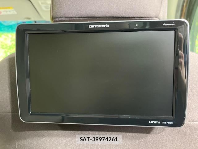 Toyota SPADE 2018-03 8856794-4