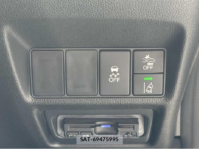 Honda e 2015-09 8854500-4