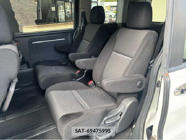 Honda e 2015-09 8854500-8