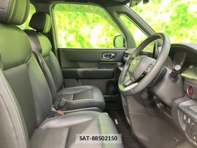 Honda e 2023-08 8854661-3