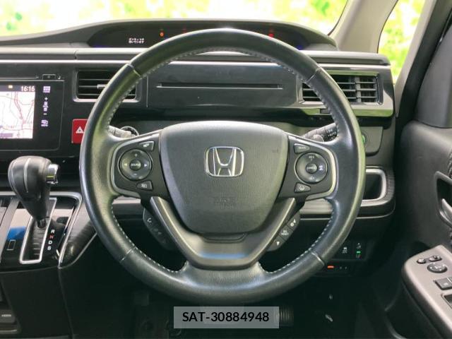 Honda e 2016-02 8855149-14