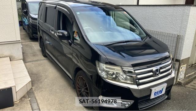 Honda e 2013-04 8855358-11