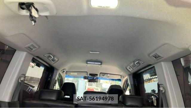 Honda e 2013-04 8855358-15