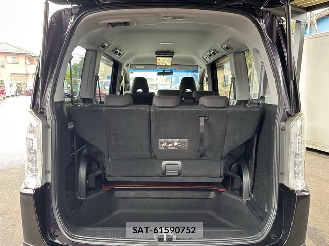 Honda e 2014-03 8855633-15