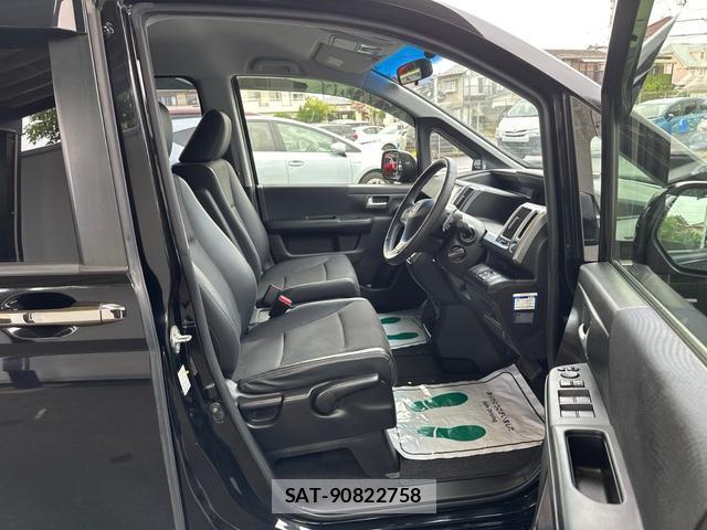 Honda e 2013-03 8855636-11