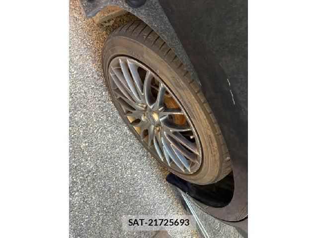 Honda e 2013-03 8855898-6