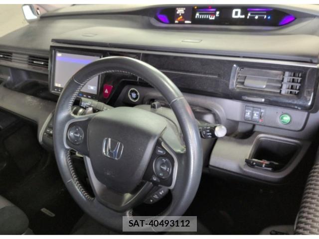 Honda e 2017-09 8856311-2