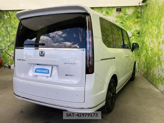 Honda e 2023-08 8856544-2