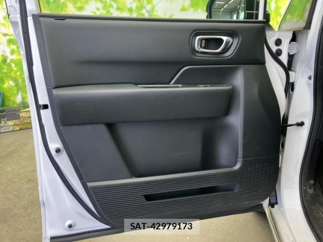 Honda e 2023-08 8856544-5