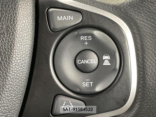 Honda e 2017-11 8856765-6