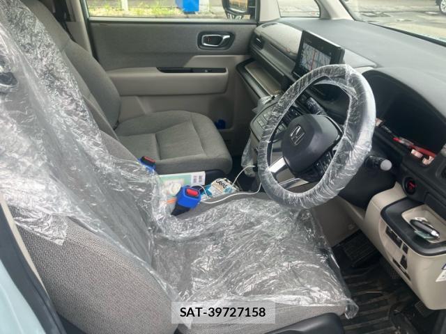 Honda e 2023-05 8853914-10