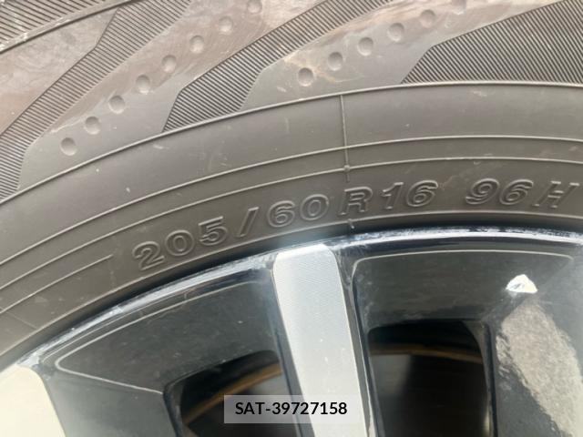 Honda e 2023-05 8853914-4