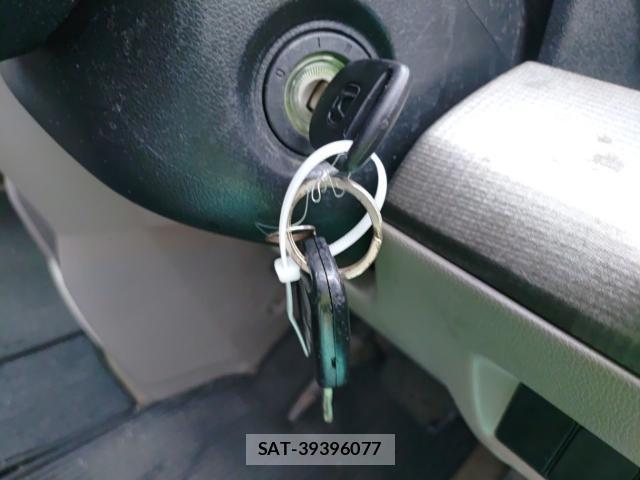 Honda e 2015-09 8854146-14