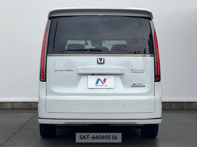 Honda e 2025-07 8854302-15