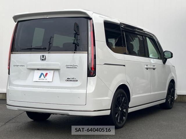Honda e 2025-07 8854302-17