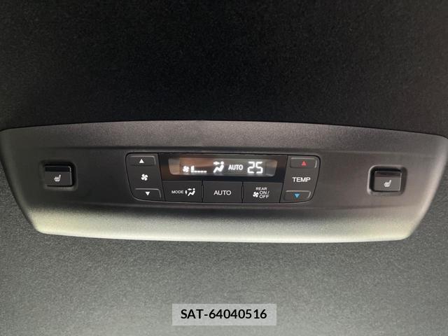 Honda e 2025-07 8854302-6