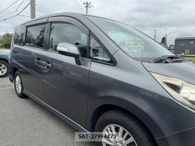 Honda e 2009-06 8854726-3