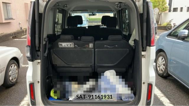 Honda e 2016-02 8855325-17